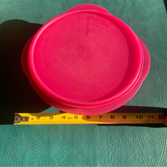 Tupperware large 8 1/4 c flat out collapsible bowl, great for travel! 5570a-1 - Picture 2 of 7